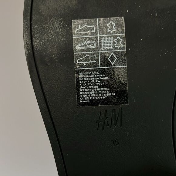 H&M Black gold accent loafer - Picture 10 of 12